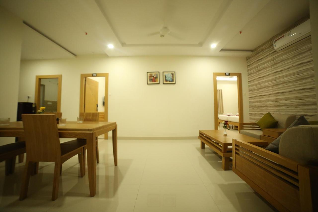 Mg Iris Hotel Tirupati Exteriör bild